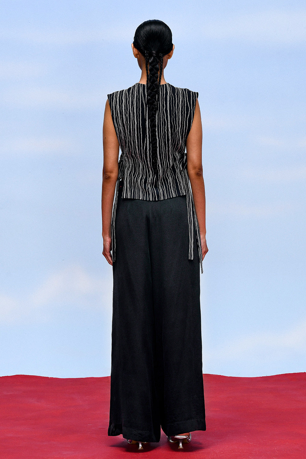 OPACITY PLEATED TROUSERS - BLACK