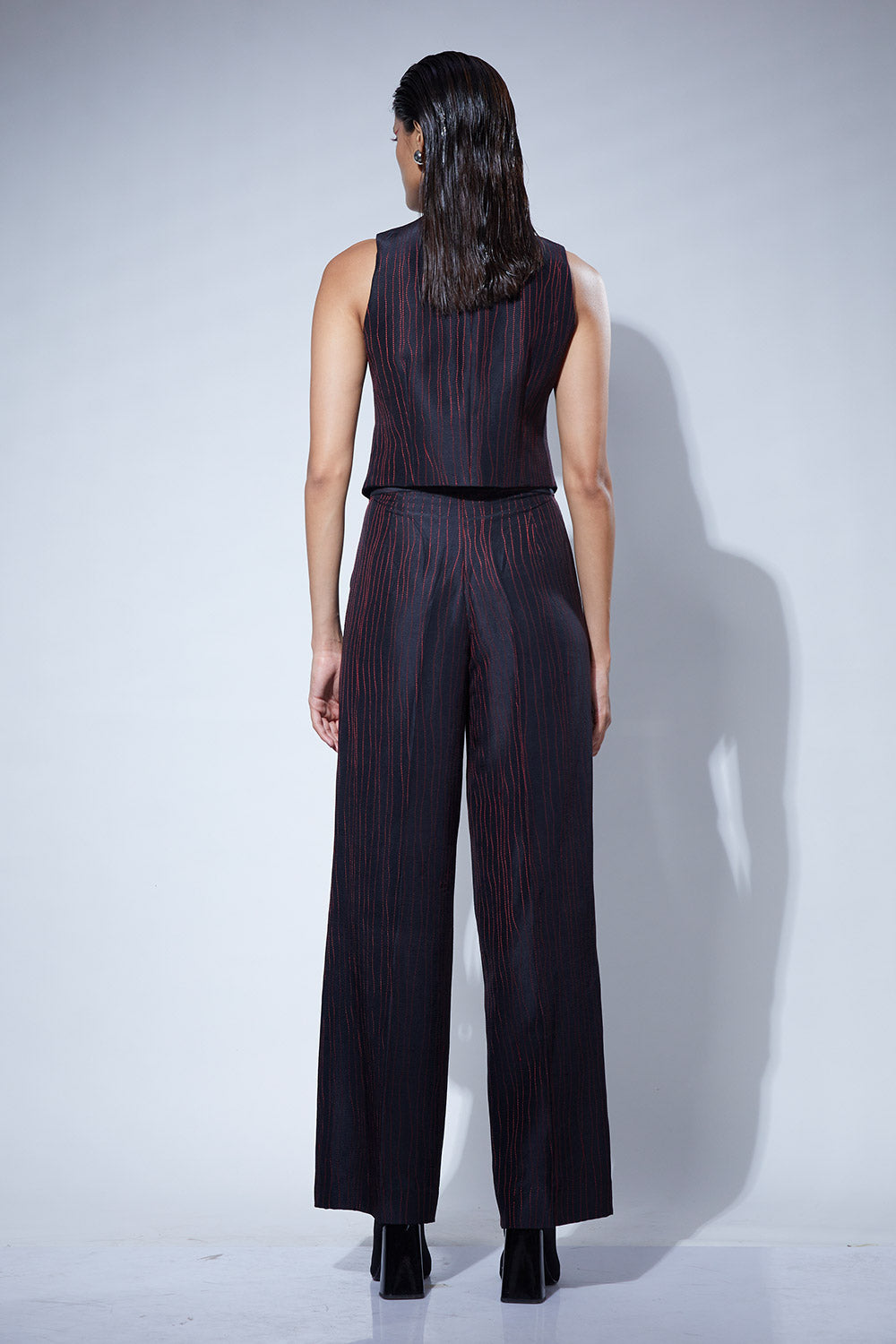 WAVE ASYMMETRIC JACKET - BLACK