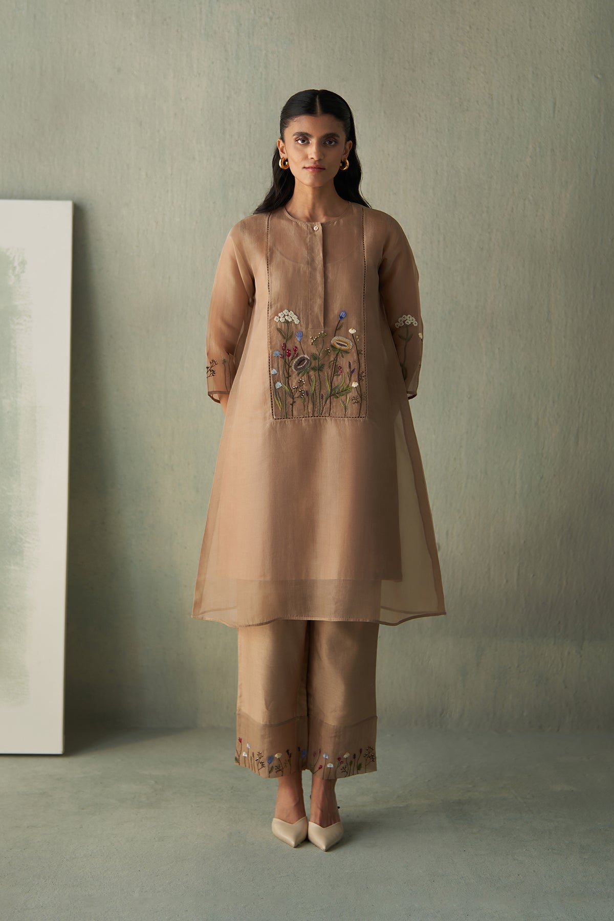 Garden Kurta Set Beige