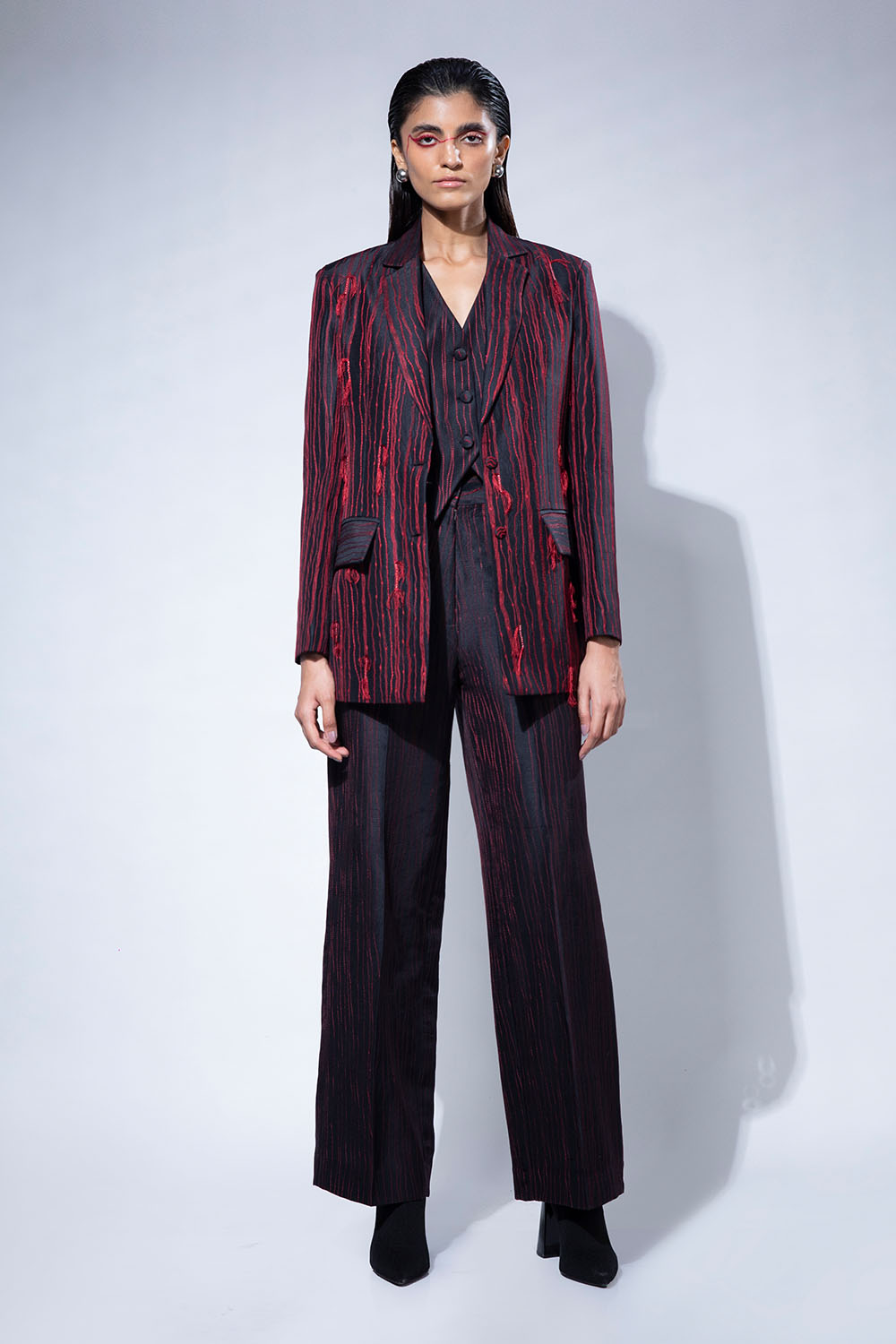 SYMMETRY STATEMENT BLAZER