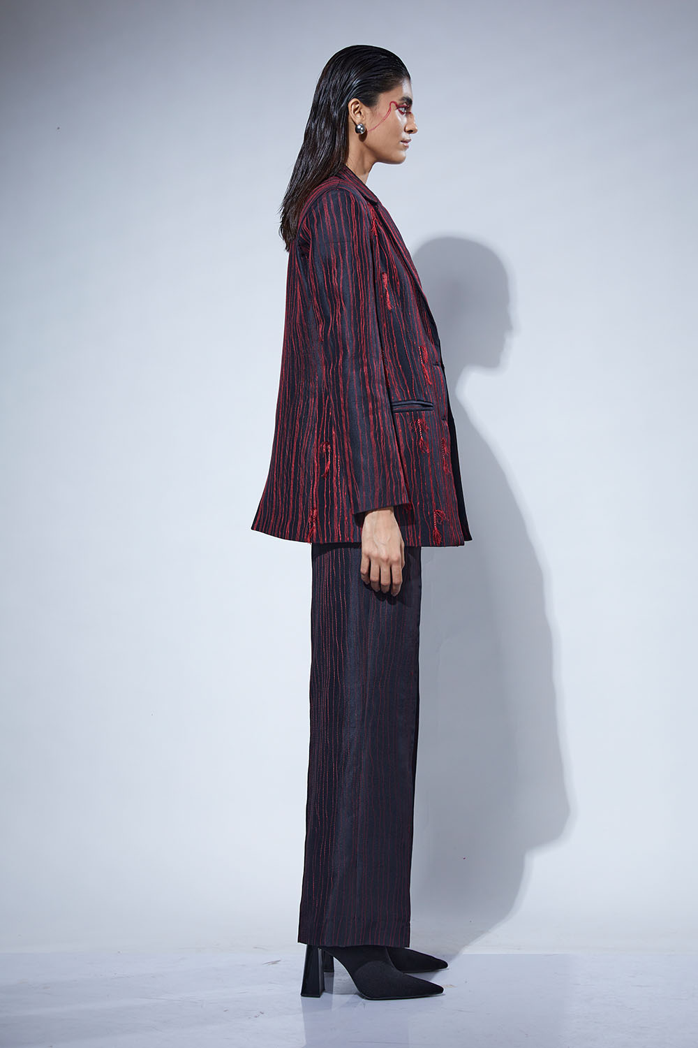 SYMMETRY STATEMENT BLAZER