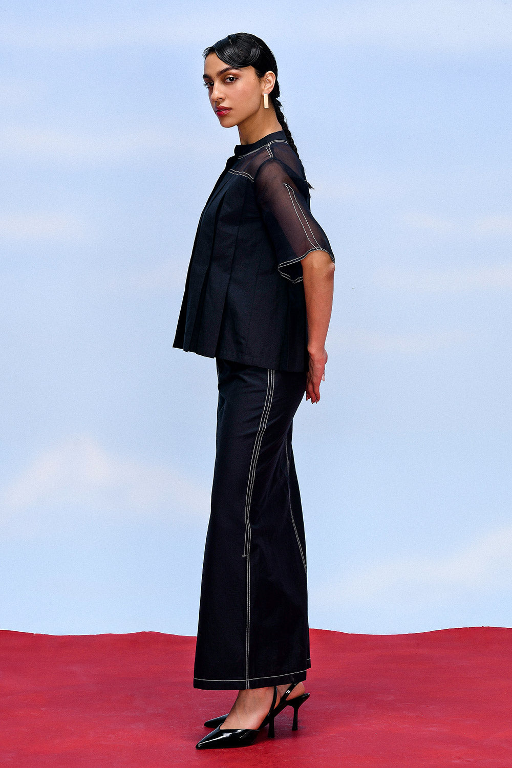 DEFORM TOP AND SKIRT SET