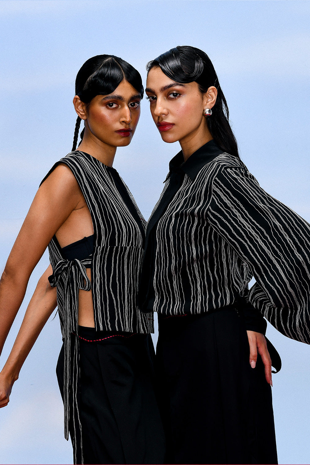 OPACITY PLEATED TROUSERS - BLACK