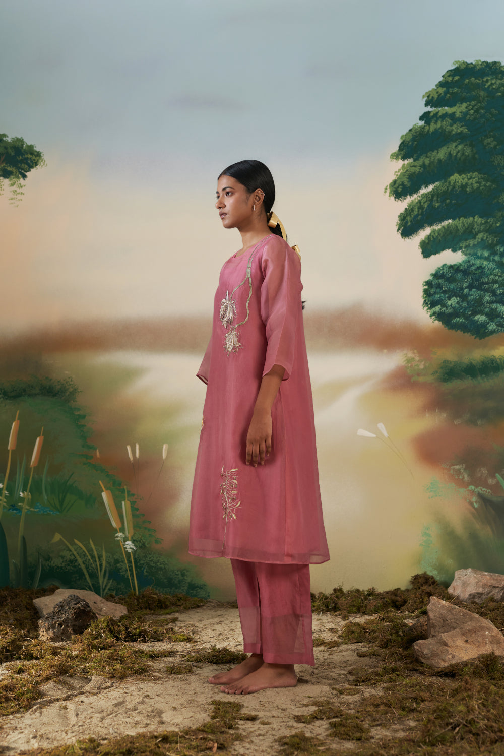 Tuberose Kurta Set - Mulberry